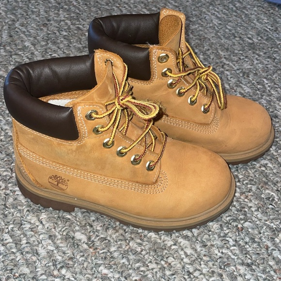 Timberland 6” Waterproof Boots Kids Size 13.5 - Picture 1 of 7